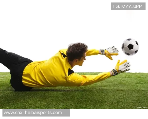 足球铁卫的坚韧防线与战术智慧如何塑造球队胜利的关键因素 足球铁卫的坚韧防线与战术智慧如何塑造球队胜利的关键因素